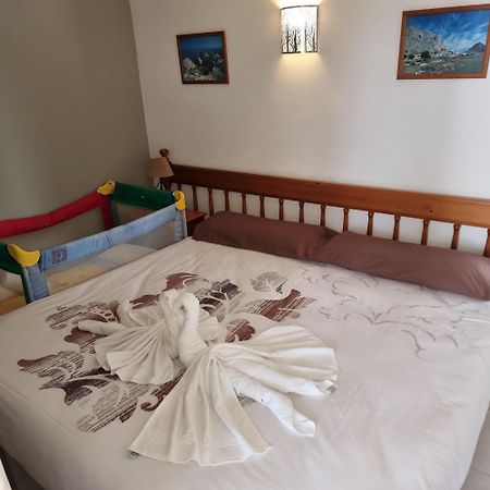 Apartamento Portosun Caracol Puerto Colom Eksteriør billede