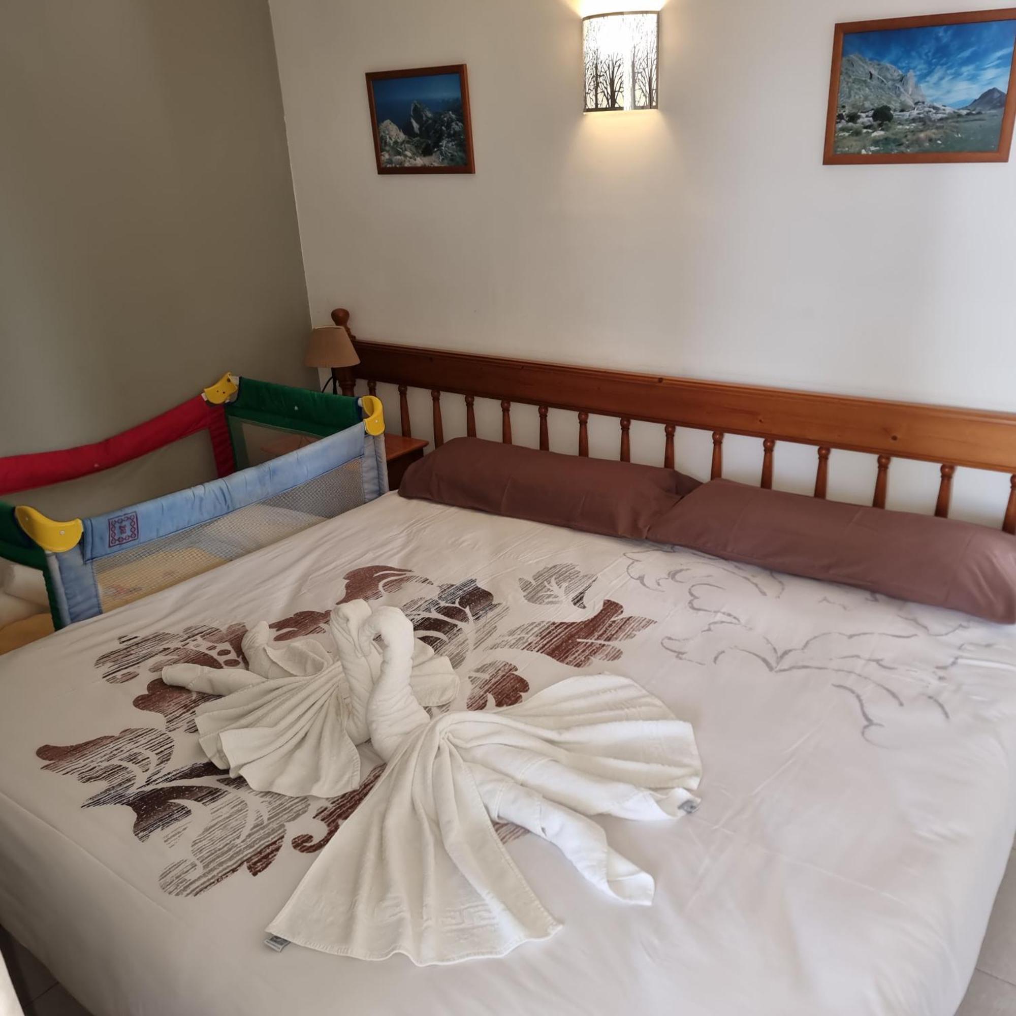Apartamento Portosun Caracol Puerto Colom Eksteriør billede